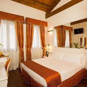  Affittacamere Casanova Fourrooms Italia